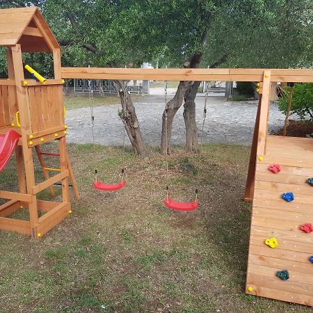 Apartmani Zoric Vodice Eksteriør bilde