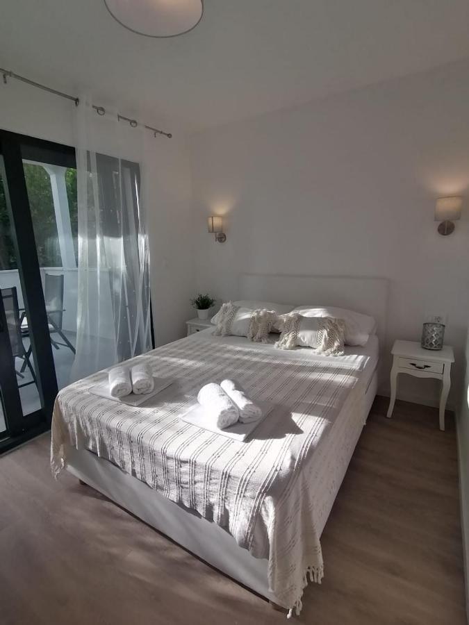 Apartmani Zoric Vodice Rom bilde