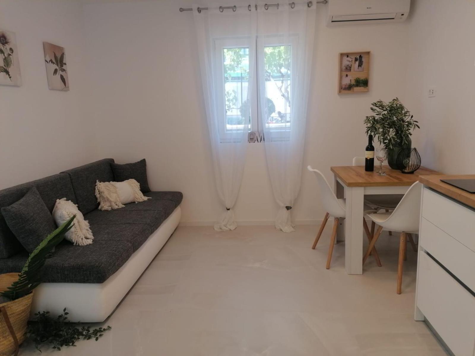 Apartmani Zoric Vodice Rom bilde