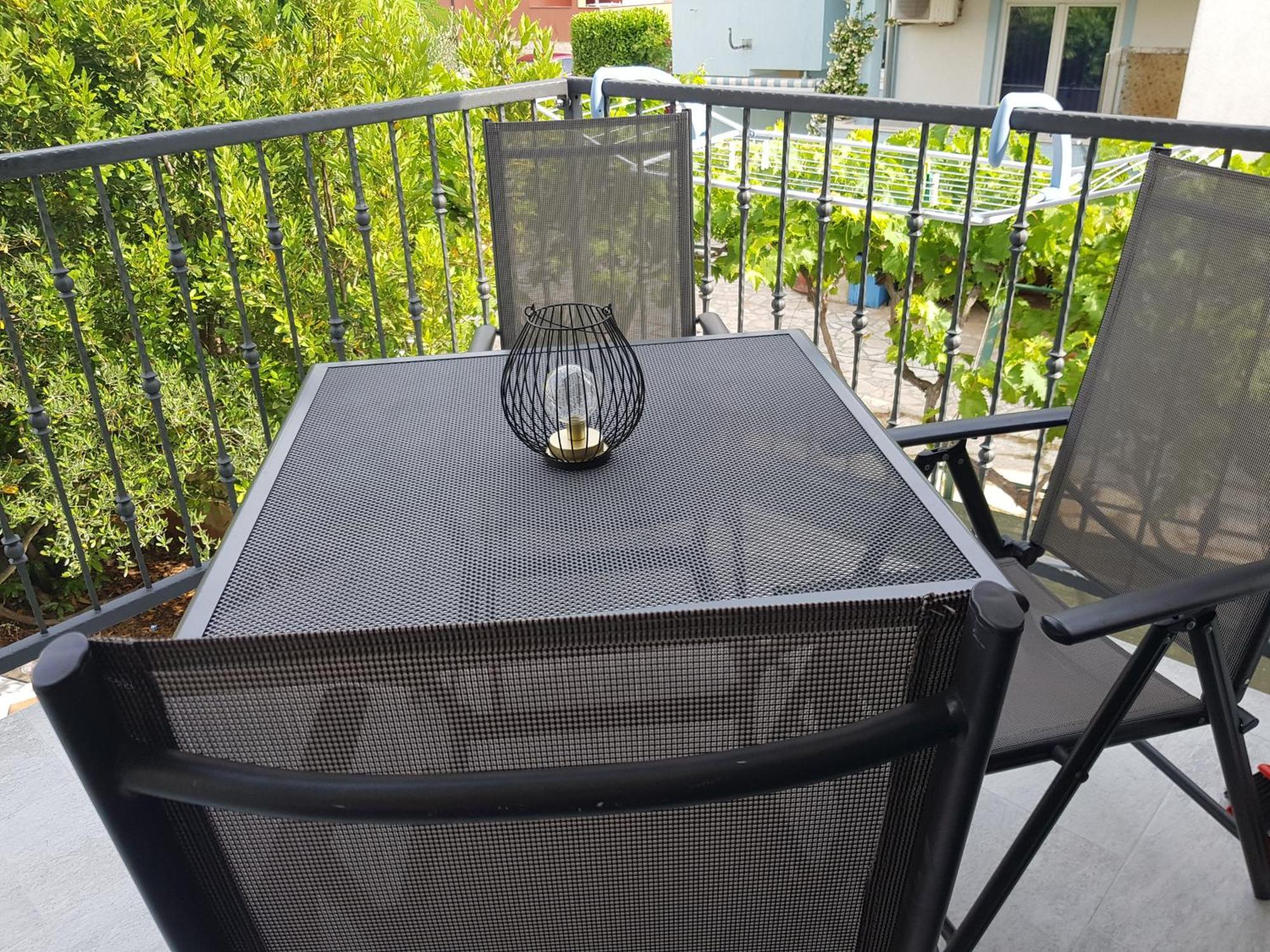 Apartmani Zoric Vodice Rom bilde
