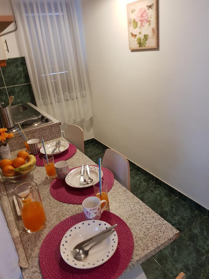 Apartmani Zoric Vodice Eksteriør bilde