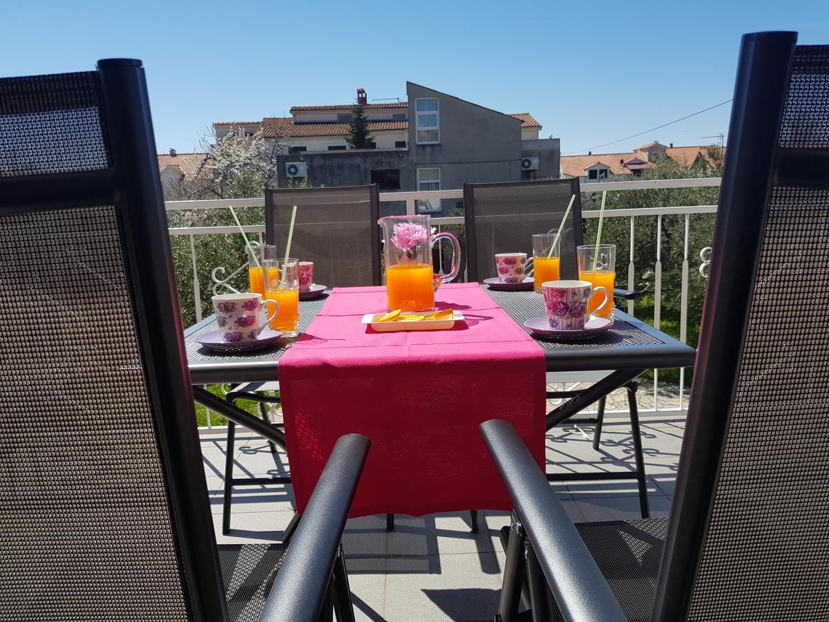 Apartmani Zoric Vodice Eksteriør bilde