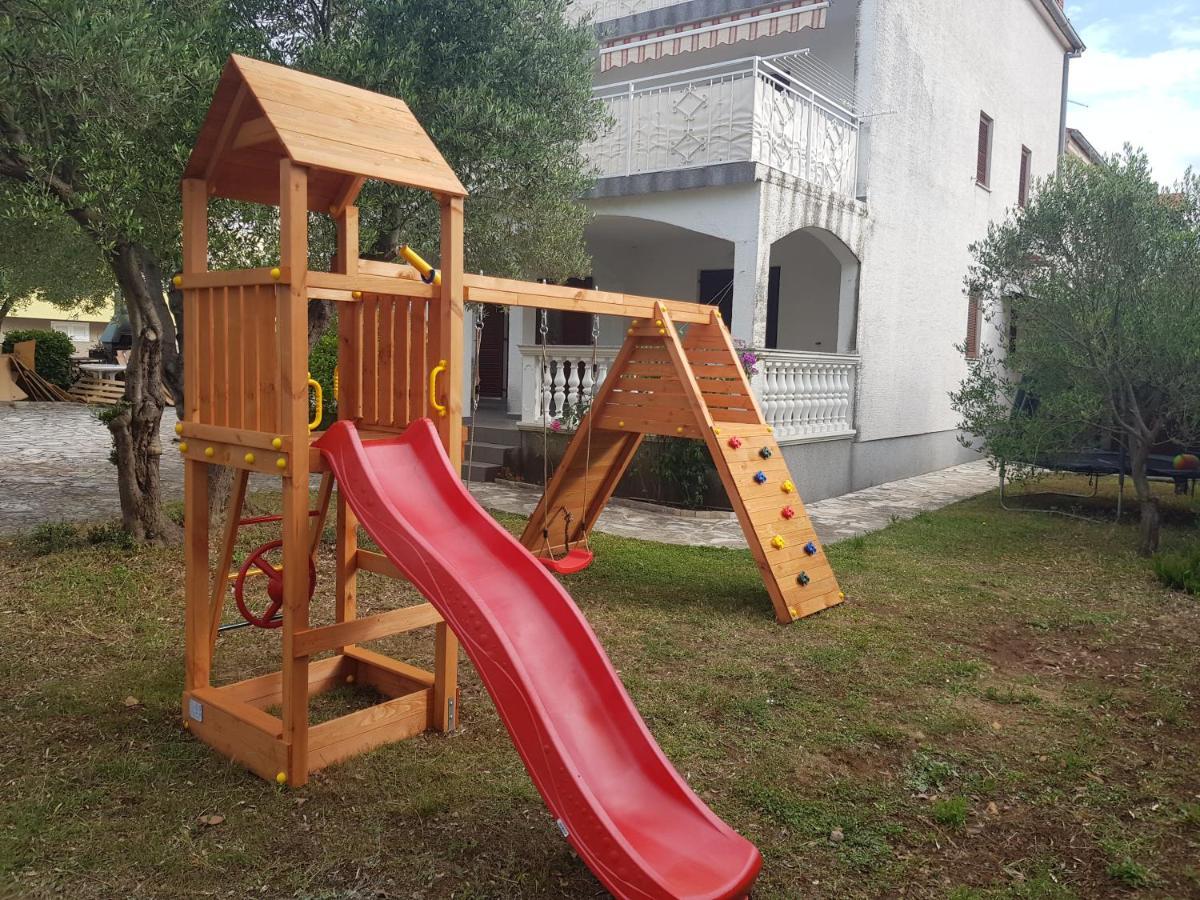 Apartmani Zoric Vodice Eksteriør bilde